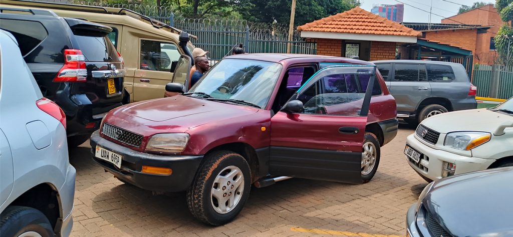 Best Self Drive Rental Cars in Africa - Top 4x4 Vehicles for Road Trips & Safaris - toyota-rav4-self-drive-car-rental-africa